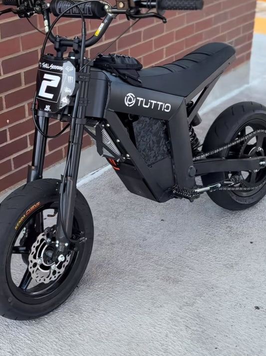 TUTTIO SOLEIL / VALTINSU EM-5 / YOZMA SUPER MOTO MAGS WITH KENDA 12" TIRES